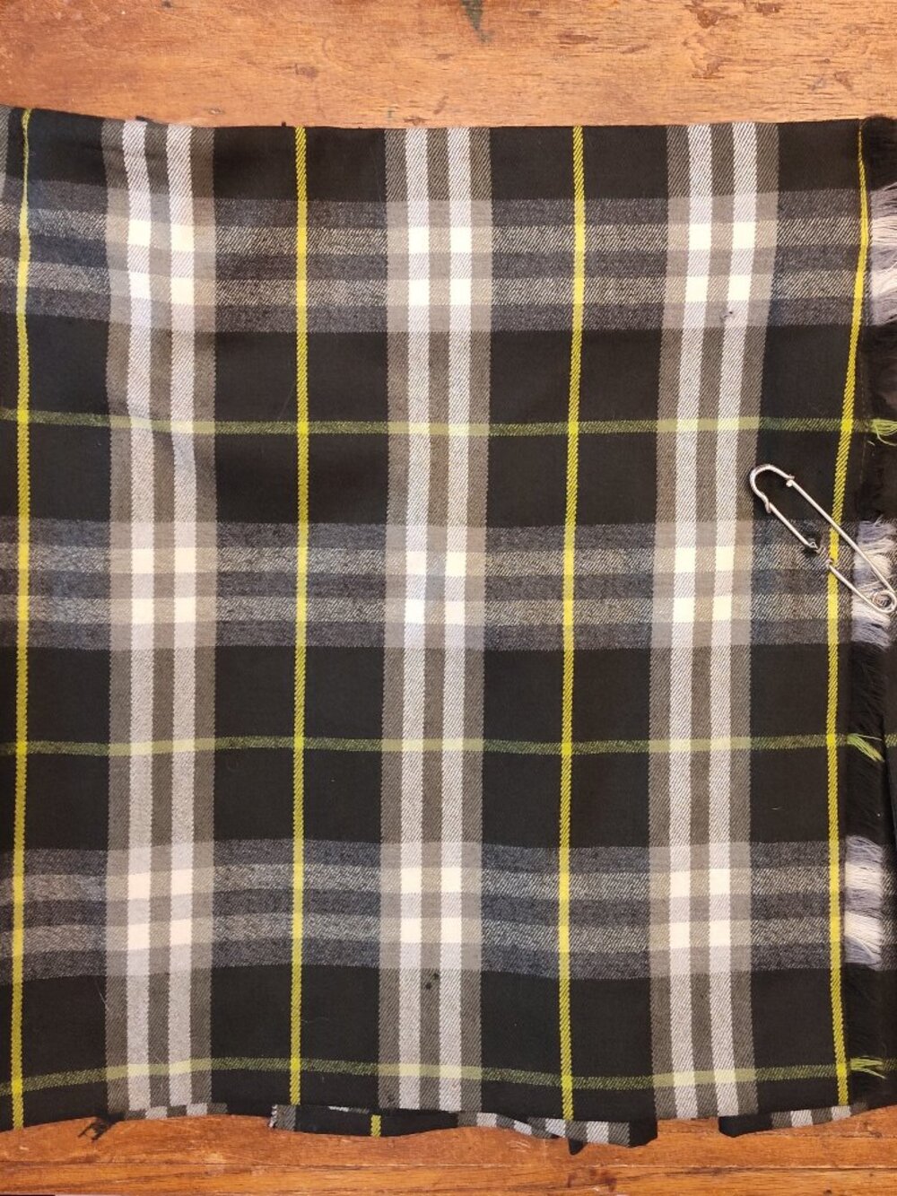 Burberry London Wool Plaid Kilt Wrap Skirt US 8 Made in Scotland